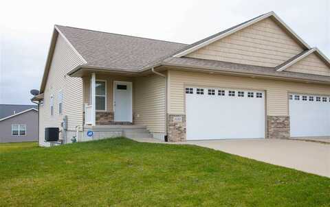 1135 Redbud Ave, Tiffin, IA 52340