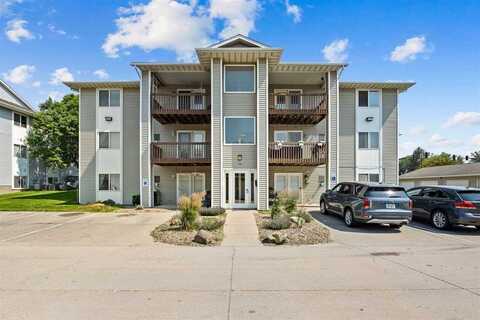 130 Shannon Dr, NorthLiberty, IA 52317