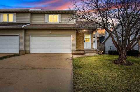 2241 10th St, Coralville, IA 52241