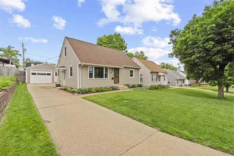 2224 Mallory Street SW, CedarRapids, IA 52404
