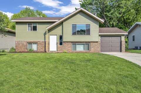 3019 Center Lake Drive, Spirit Lake, IA 51360