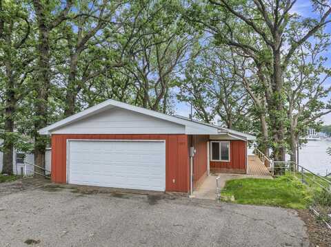 1203 Lakeshore Drive, Okoboji, IA 51355