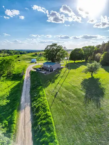 4213 160th Avenue, Sioux Rapids, IA 50585