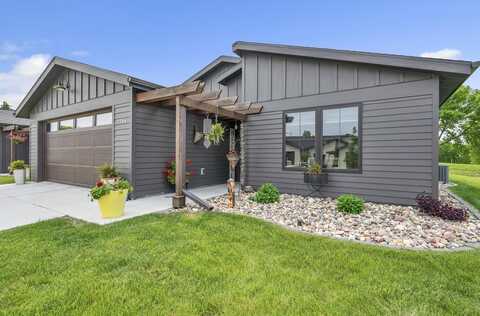 1566 Blaine's Way, Spirit Lake, IA 51360