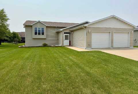 1205 30th Street, Spirit Lake, IA 51360