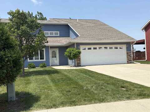 2334 Quail Run, Spirit Lake, IA 51360