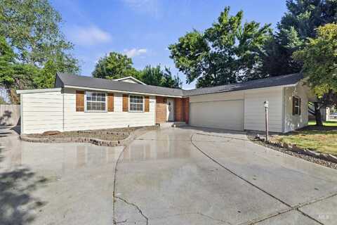 4655 N Bluegrass Ave, Boise, ID 83703