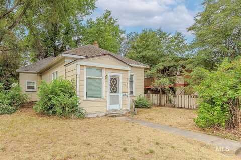 408 6th Avenue, Lewiston, ID 83501