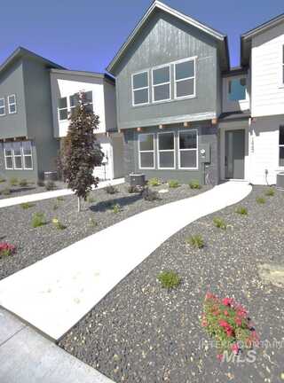 1443 N Meadowglen Ave, Meridian, ID 83646