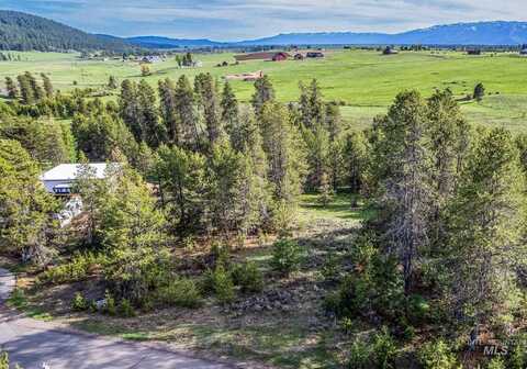 435 Wilhelm, McCall, ID 83638