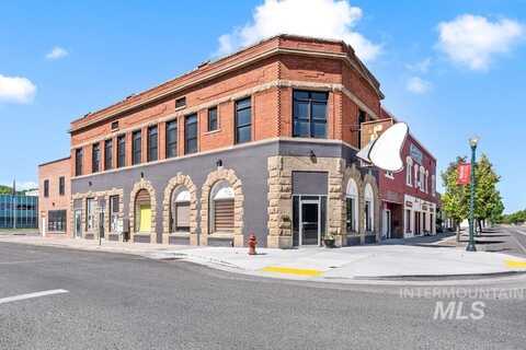 201 W A St., Vale, OR 97918