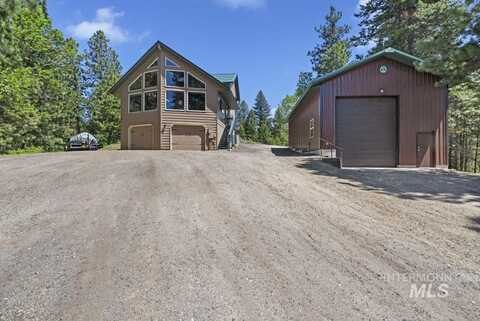 10416 Emma Loop, Cascade, ID 83611