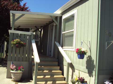 908 Pine Street, Lewiston, ID 83501