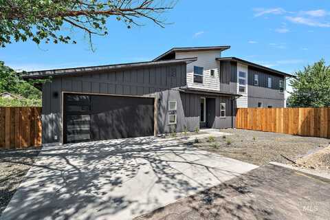 3819 N Jackie Ln, Boise, ID 83704
