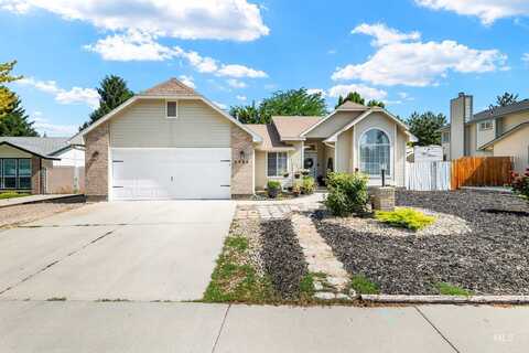2082 Sandalwood, Meridian, ID 83646