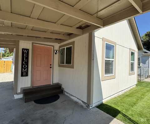 713 California Street, Gooding, ID 83330