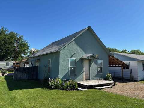 1701 E Linden St, Caldwell, ID 83605