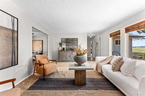 23886 Farmway Rd, Caldwell, ID 83607