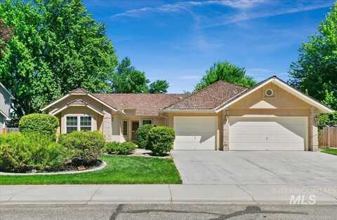 900 N Player Ave, Eagle, ID 83616