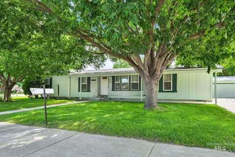 404 Riggs St, Emmett, ID 83617