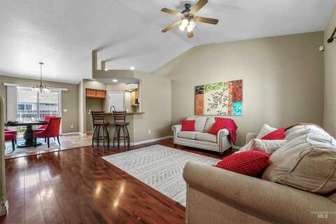 10698 Gossamer St, Nampa, ID 83687