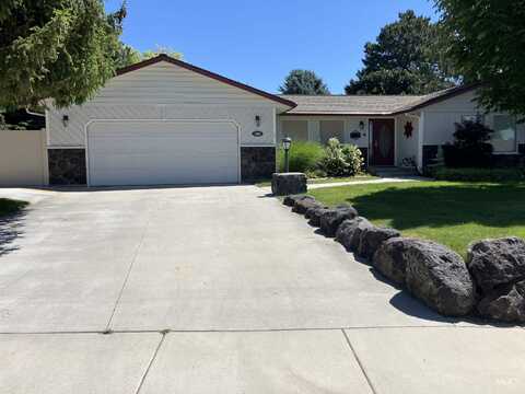 15592 Longhorn Dr., Caldwell, ID 83607