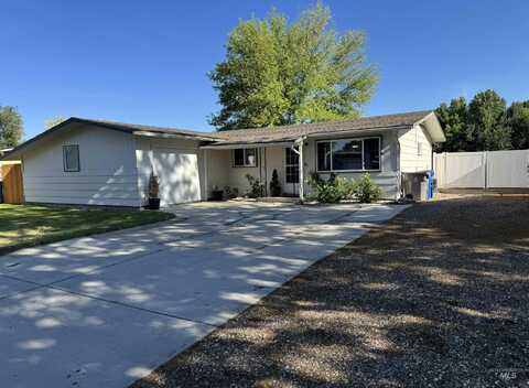 1514 Helena Dr, Caldwell, ID 83605