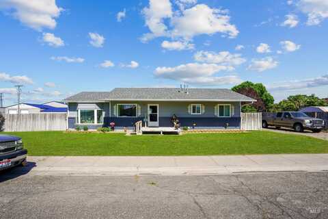 630 Doggett Dr., Heyburn, ID 83336