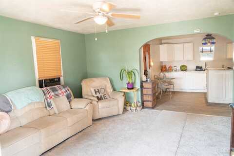 224 S Fern St, Nampa, ID 83686