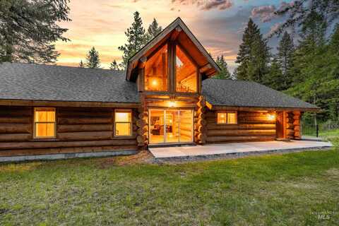 881 Sheila, McCall, ID 83638
