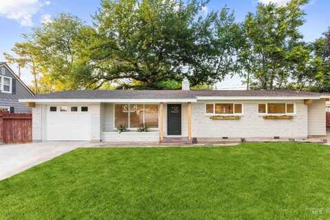 309 Crescent Dr, Caldwell, ID 83605