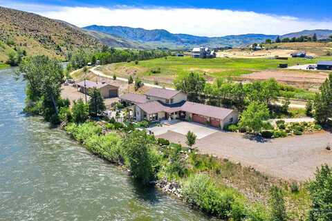 29 Rocky Road, Horseshoe Bend, ID 83629