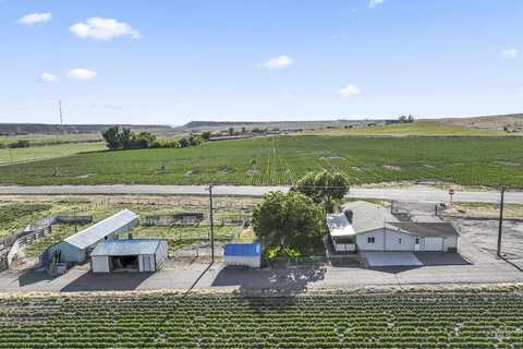 146 N Hammett Hill Rd, Hammett, ID 83627