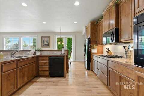 4275 W Cardon St, Eagle, ID 83616