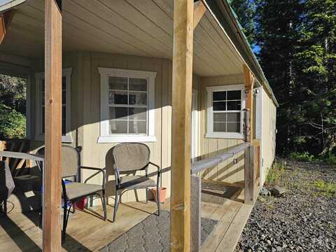 1000 Sanderson Lane, Bovill, ID 83806
