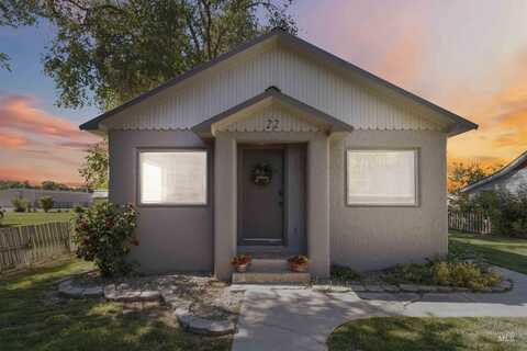 22 E Montana, Homedale, ID 83628