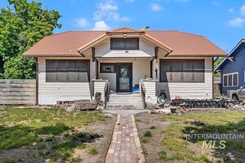 937 SW 1st Street, Ontario, OR 97914