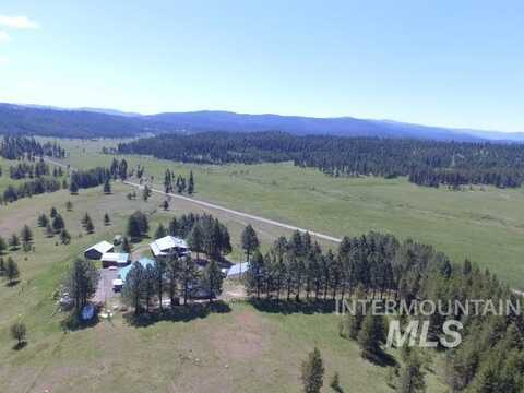 500 Maxwell Lane, Elk City, ID 83525