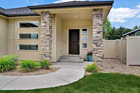 9224 W Tillamook Dr, Boise, ID 83709