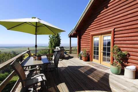 39055 Hilltop Ln, Lewiston, ID 83501