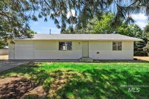 131 Goodall Pl, Mountain Home, ID 83647