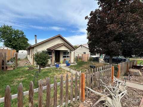422 8th Street, Clarkston, WA 99403