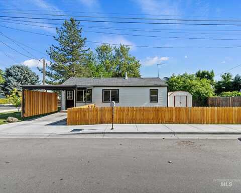 504 E 7th St, Emmett, ID 83617