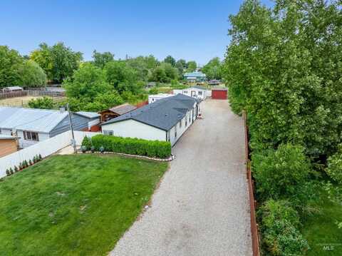 21304 Harmony Lane, Greenleaf, ID 83626