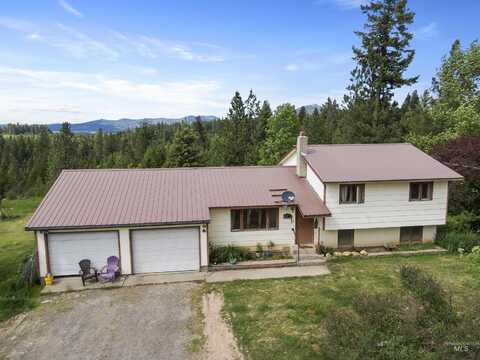 1090 Desjardin Road, Deary, ID 83823
