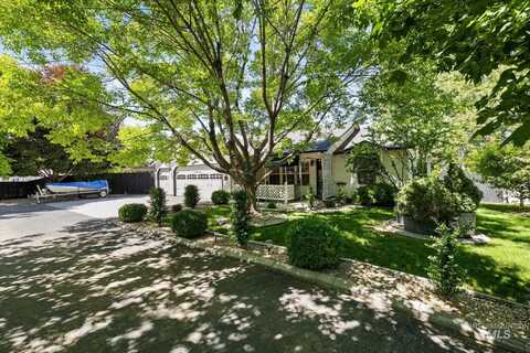 2800 Taylor Court, Nampa, ID 83686