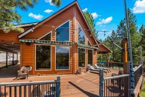10389 Gamann Dr, Cascade, ID 83611