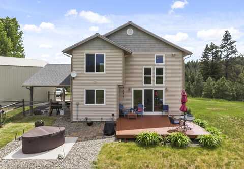 1692 East Road, Deary, ID 83823