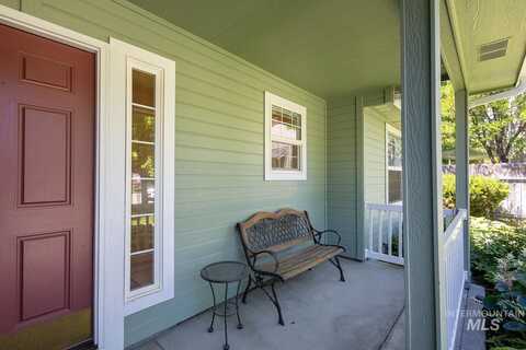 2817 E Castleberg Loop, Nampa, ID 83686