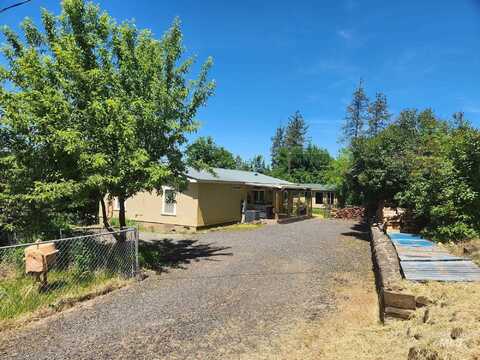 137 Valley Drive, Kamiah, ID 83536